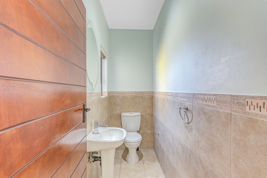 To Let 3 Bedroom Property for Rent in Kyalami Hills Gauteng