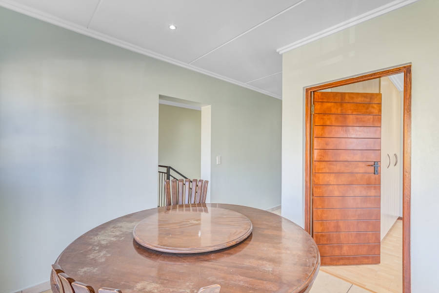 To Let 3 Bedroom Property for Rent in Kyalami Hills Gauteng