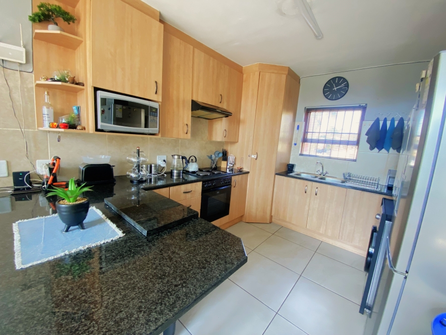 3 Bedroom Property for Sale in Sugar Bush Estate Gauteng
