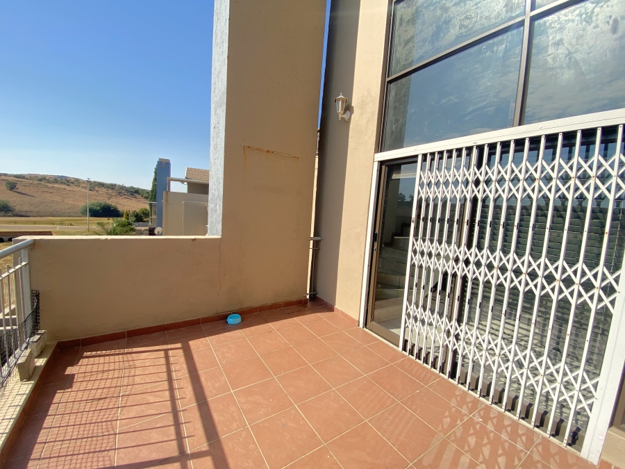 3 Bedroom Property for Sale in Sugar Bush Estate Gauteng