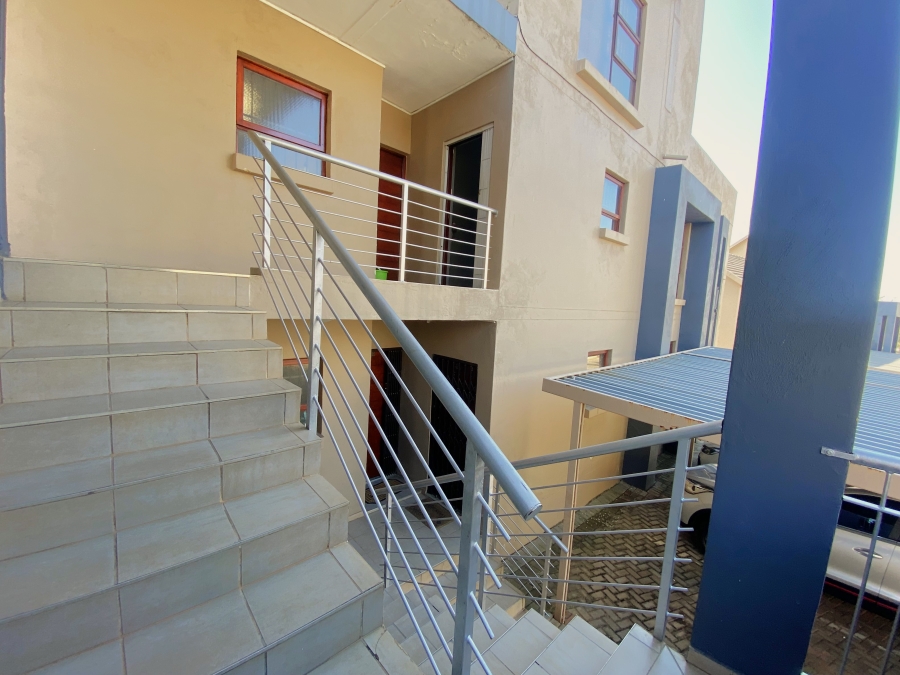 3 Bedroom Property for Sale in Sugar Bush Estate Gauteng