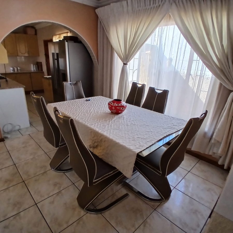 2 Bedroom Property for Sale in Vosloorus Ext 2 Gauteng