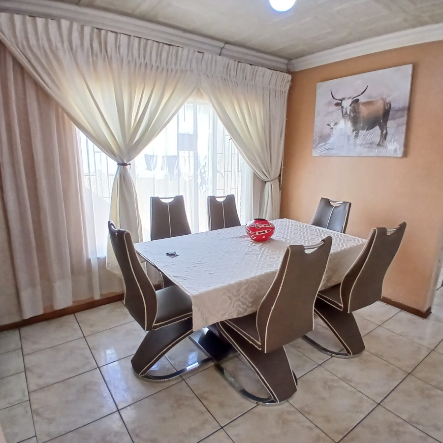 2 Bedroom Property for Sale in Vosloorus Ext 2 Gauteng