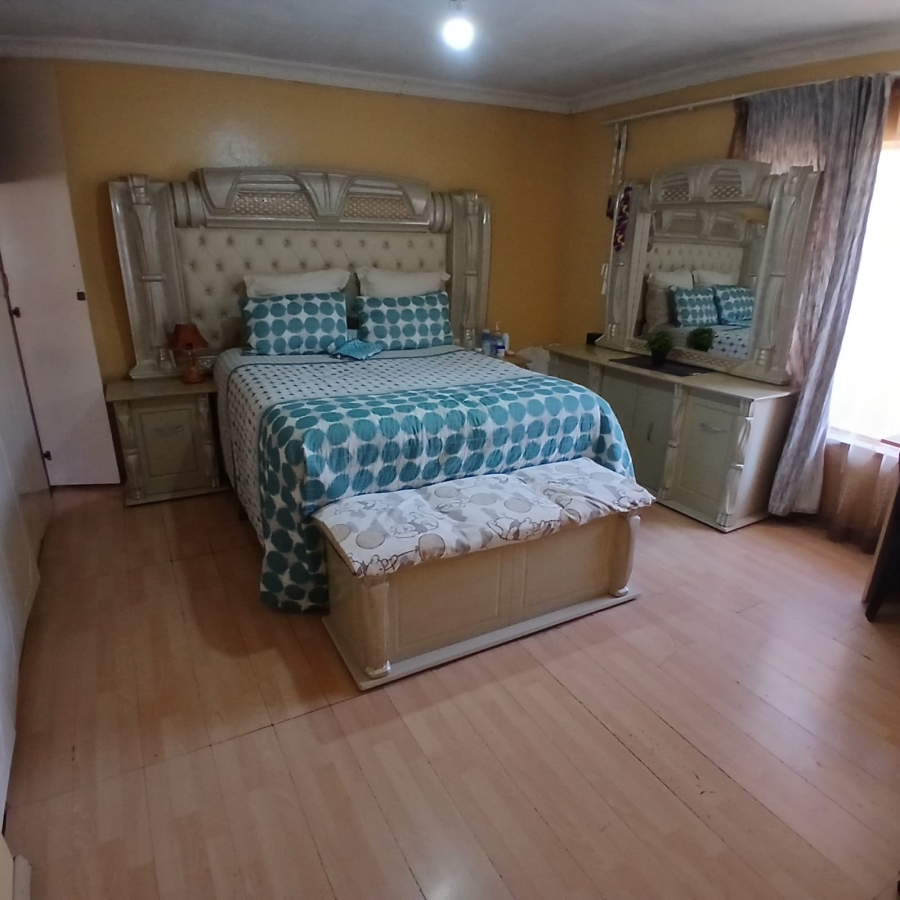 2 Bedroom Property for Sale in Vosloorus Ext 2 Gauteng
