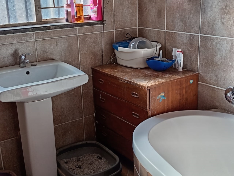 3 Bedroom Property for Sale in Lindhaven Gauteng