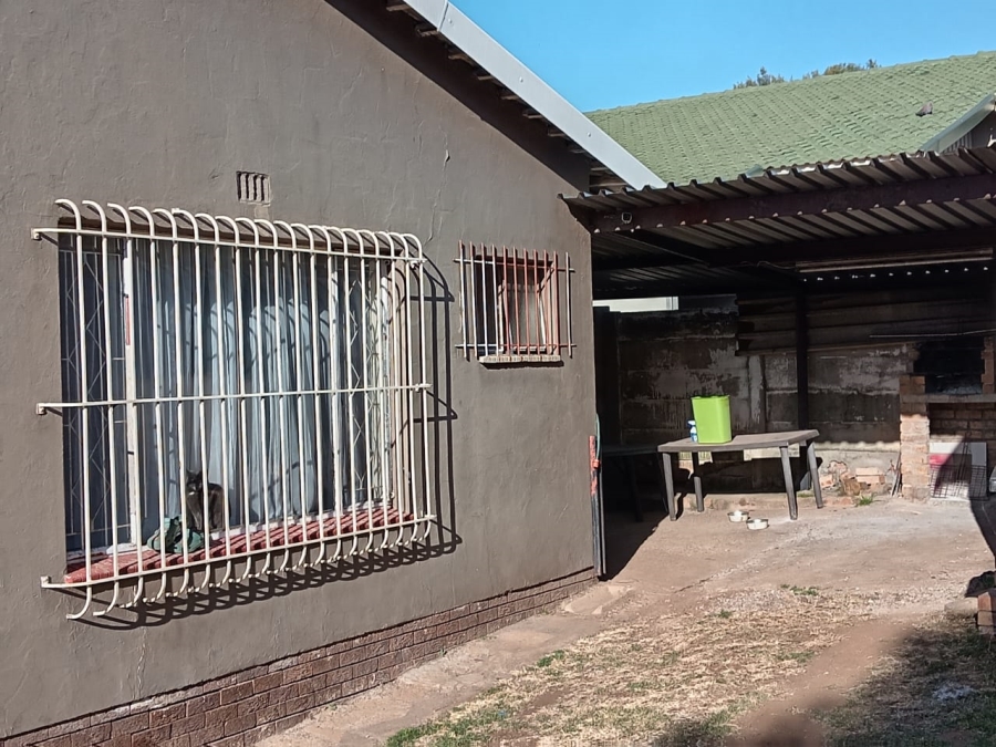 3 Bedroom Property for Sale in Lindhaven Gauteng