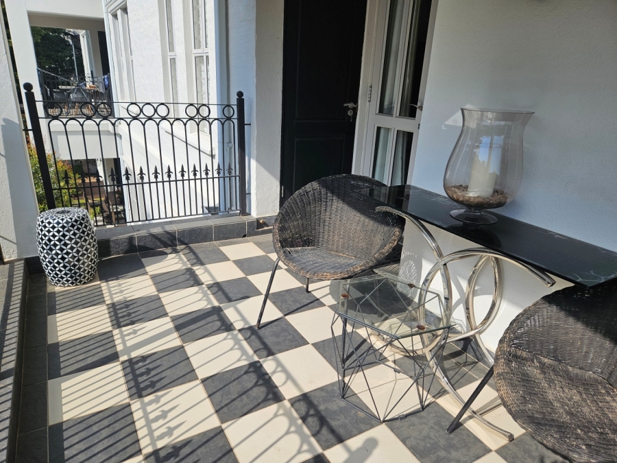 To Let 2 Bedroom Property for Rent in Dunkeld Gauteng