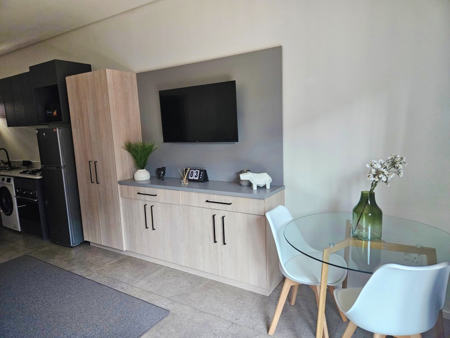 To Let 1 Bedroom Property for Rent in Hyde Park Gauteng