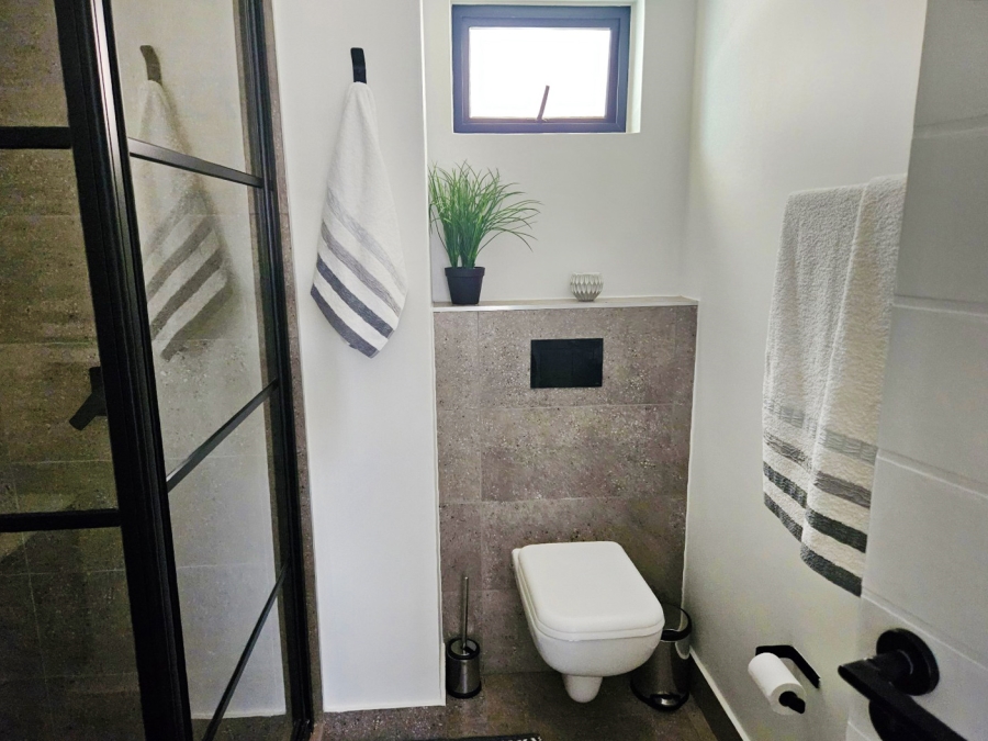 To Let 1 Bedroom Property for Rent in Hyde Park Gauteng