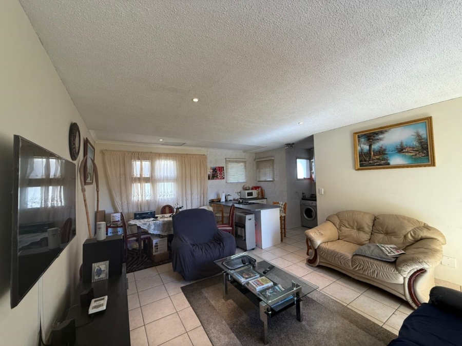 2 Bedroom Property for Sale in Glenanda Gauteng