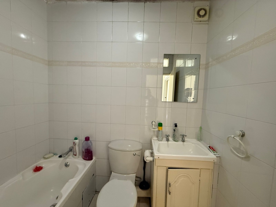 2 Bedroom Property for Sale in Glenanda Gauteng