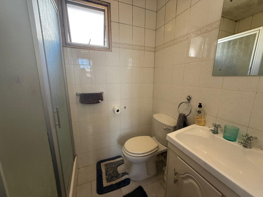 2 Bedroom Property for Sale in Glenanda Gauteng