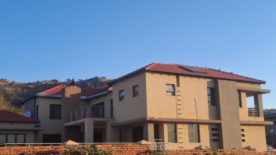 5 Bedroom Property for Sale in Magaliesberg Country Estate Gauteng