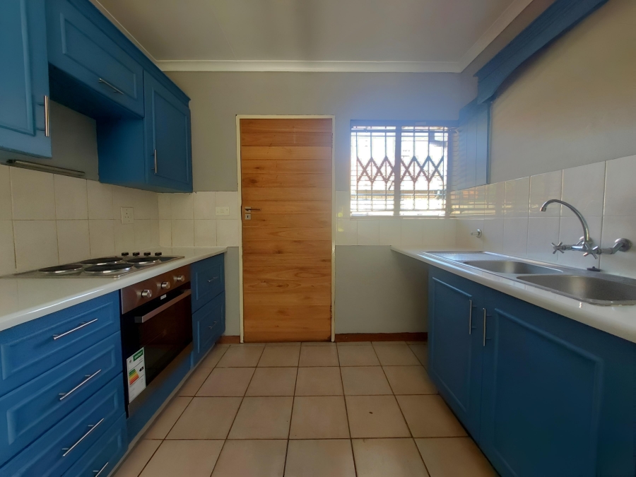 2 Bedroom Property for Sale in Die Wilgers Gauteng