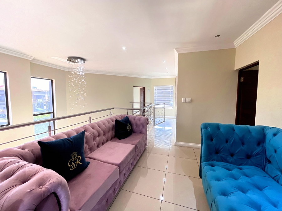 4 Bedroom Property for Sale in Blue Valley Golf Estate Gauteng