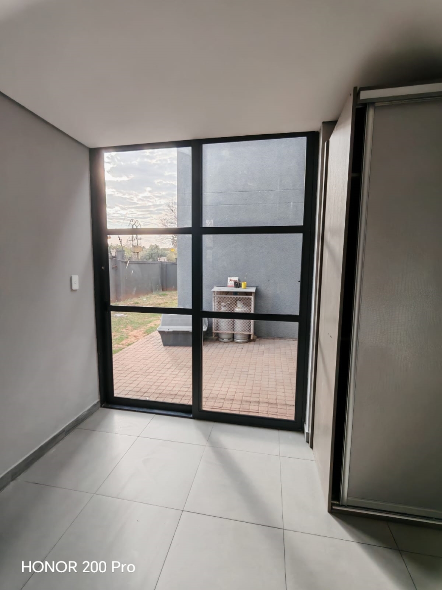 To Let 3 Bedroom Property for Rent in Raslouw Gauteng