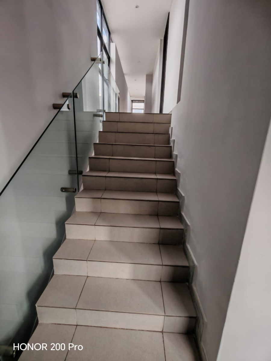 To Let 3 Bedroom Property for Rent in Raslouw Gauteng
