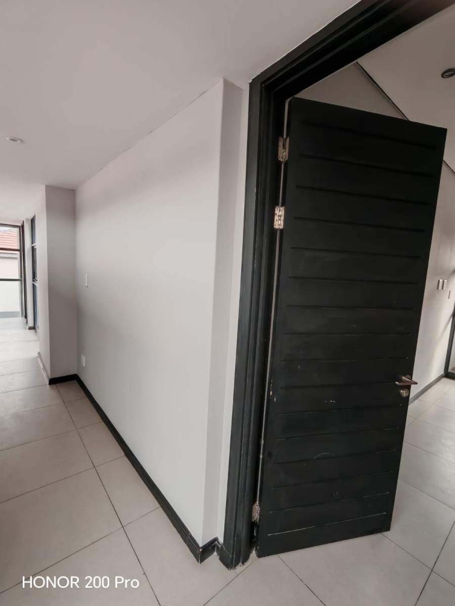 To Let 3 Bedroom Property for Rent in Raslouw Gauteng