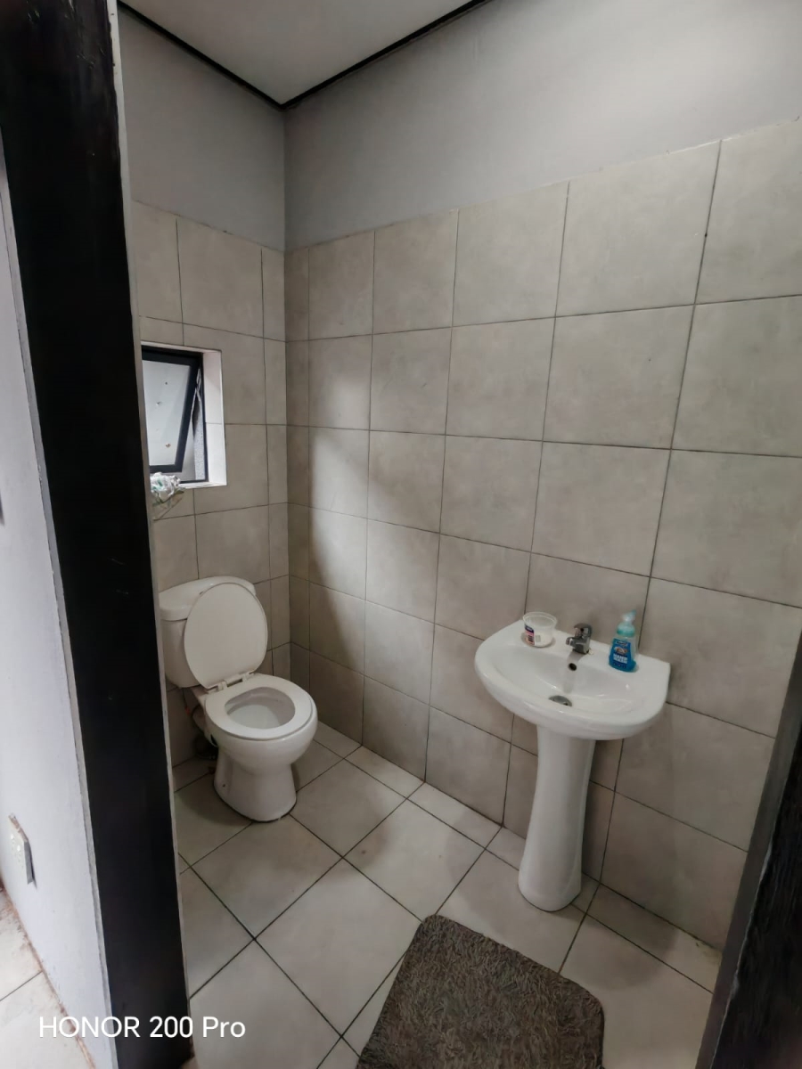 To Let 3 Bedroom Property for Rent in Raslouw Gauteng