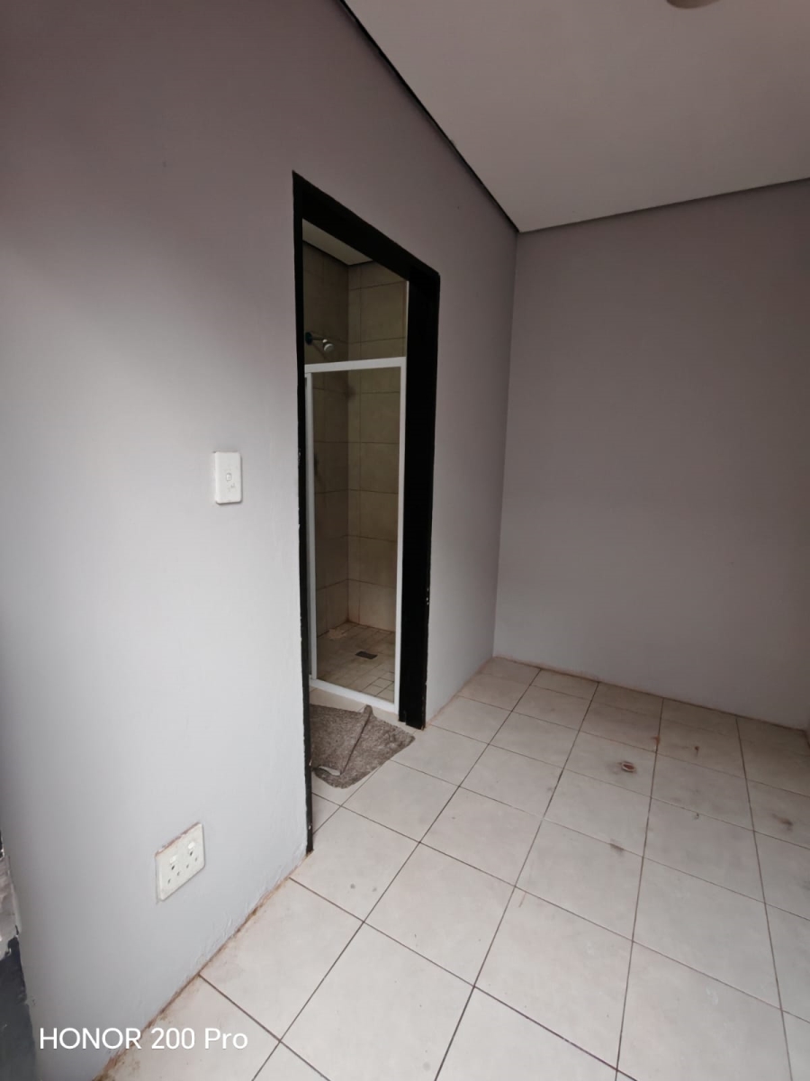 To Let 3 Bedroom Property for Rent in Raslouw Gauteng