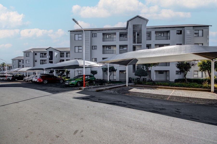 2 Bedroom Property for Sale in Carlswald Gauteng