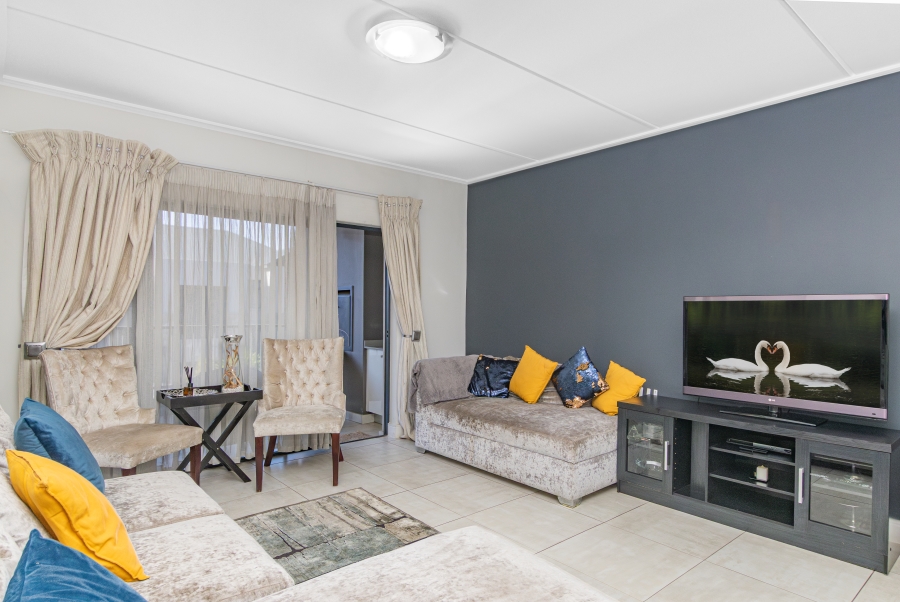 3 Bedroom Property for Sale in Waterfall Gauteng
