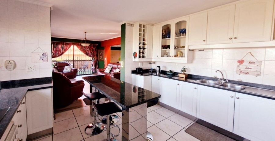 3 Bedroom Property for Sale in Bassonia Gauteng