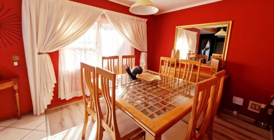 3 Bedroom Property for Sale in Bassonia Gauteng