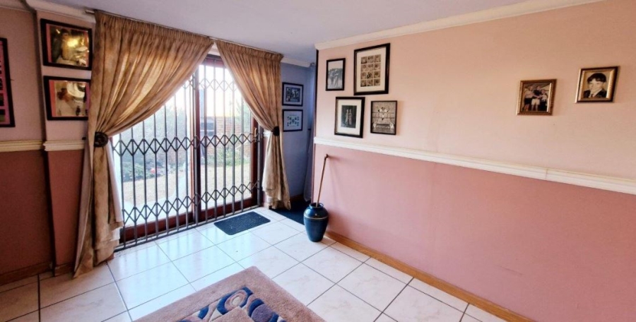 3 Bedroom Property for Sale in Bassonia Gauteng