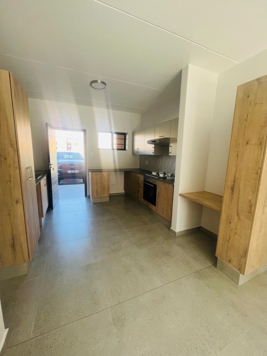 To Let 2 Bedroom Property for Rent in Kyalami Gauteng