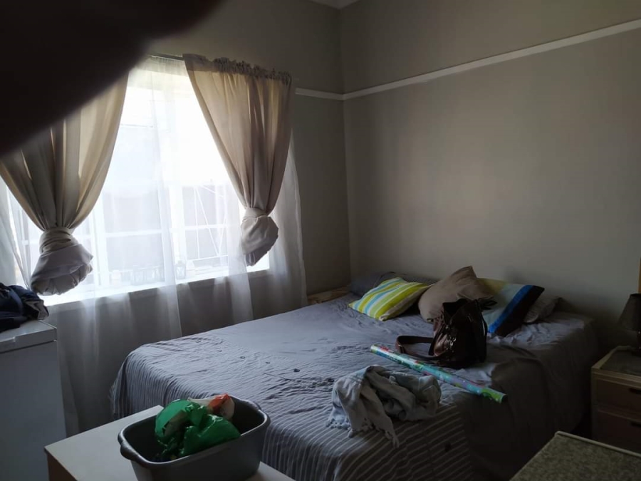 To Let 3 Bedroom Property for Rent in Moregloed Gauteng