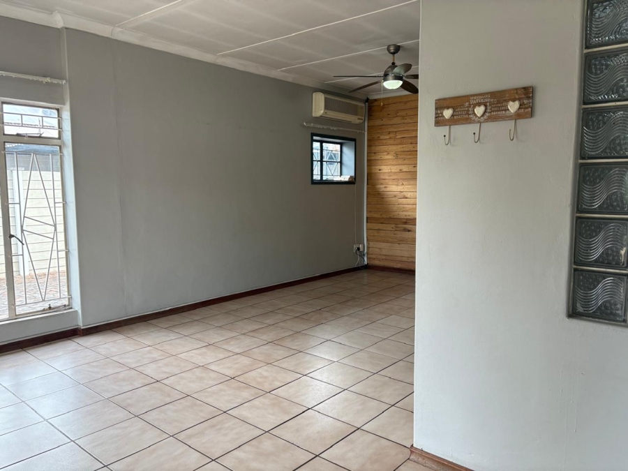 3 Bedroom Property for Sale in Moregloed Gauteng