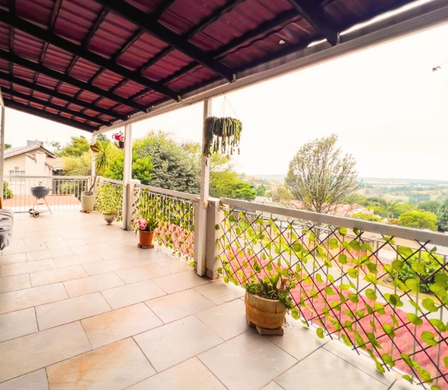 8 Bedroom Property for Sale in Noordheuwel Gauteng
