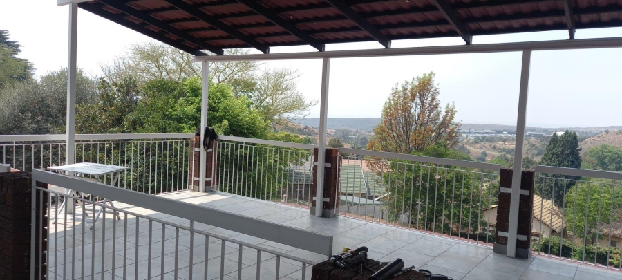 8 Bedroom Property for Sale in Noordheuwel Gauteng