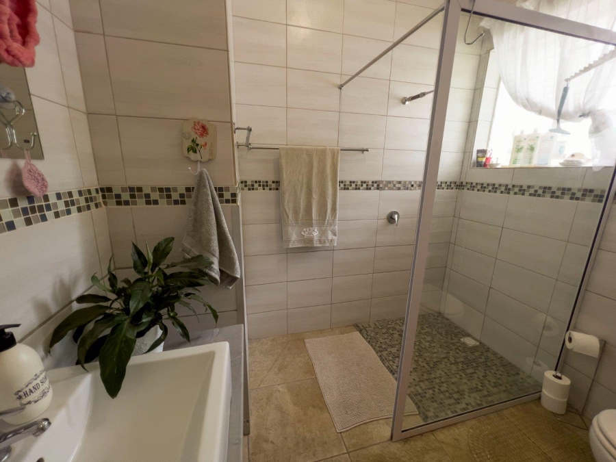 8 Bedroom Property for Sale in Noordheuwel Gauteng