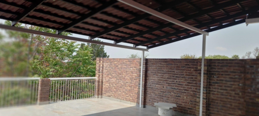 8 Bedroom Property for Sale in Noordheuwel Gauteng
