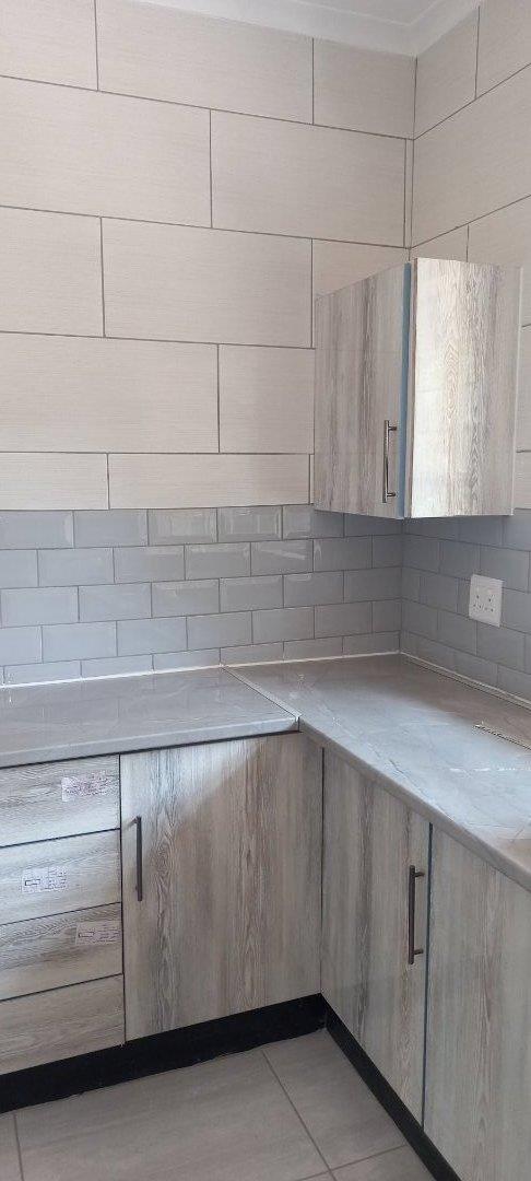 8 Bedroom Property for Sale in Noordheuwel Gauteng