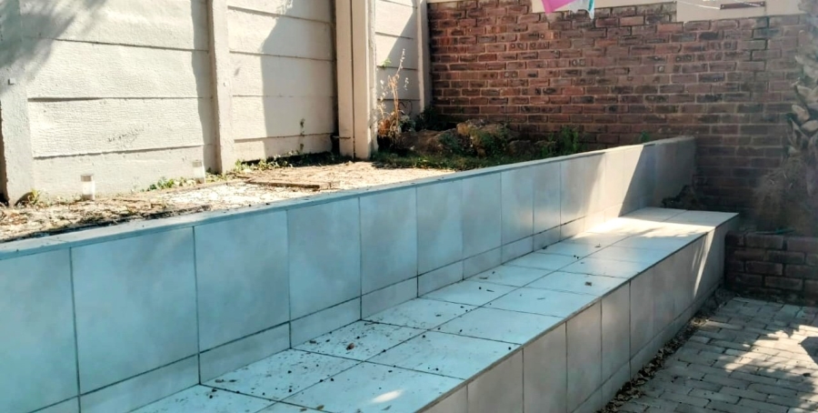 8 Bedroom Property for Sale in Noordheuwel Gauteng