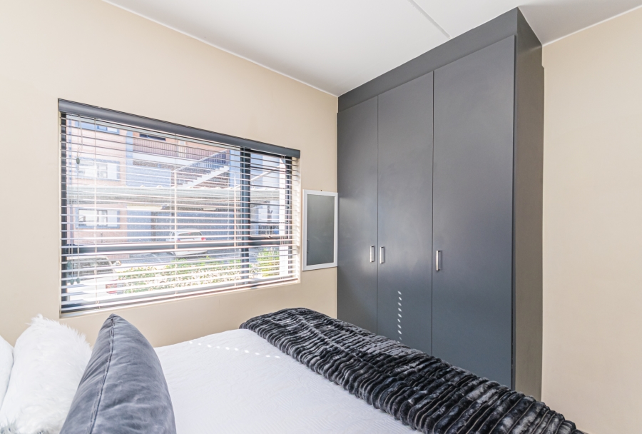 2 Bedroom Property for Sale in Waterfall Ridge Gauteng