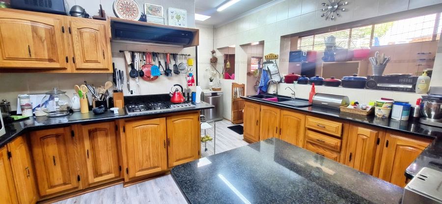 4 Bedroom Property for Sale in Magalieskruin Gauteng