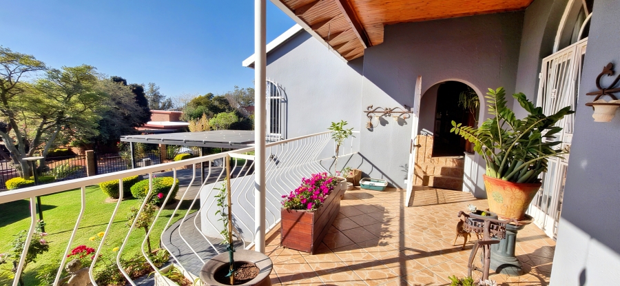 4 Bedroom Property for Sale in Magalieskruin Gauteng