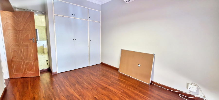 4 Bedroom Property for Sale in Magalieskruin Gauteng