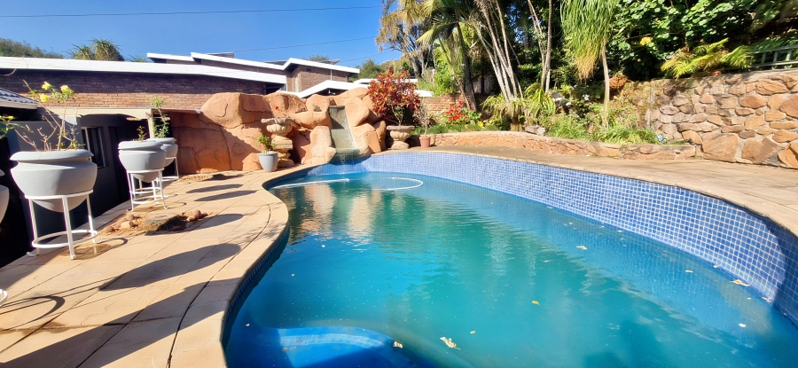 4 Bedroom Property for Sale in Magalieskruin Gauteng