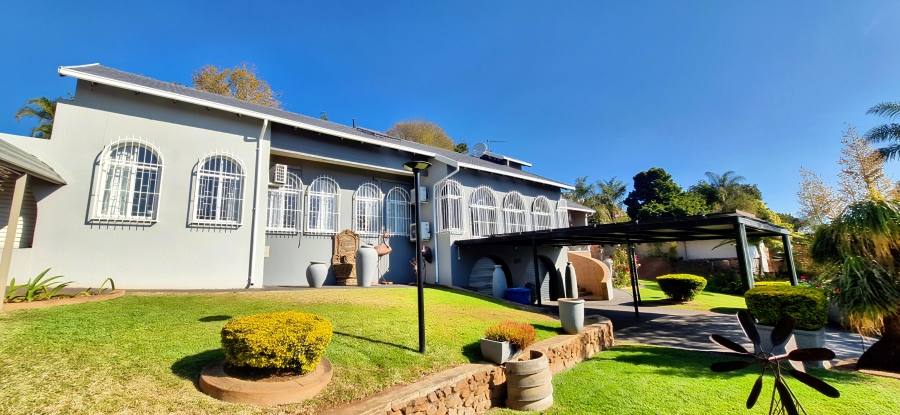 4 Bedroom Property for Sale in Magalieskruin Gauteng