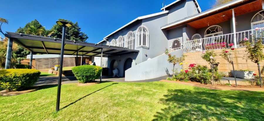 4 Bedroom Property for Sale in Magalieskruin Gauteng