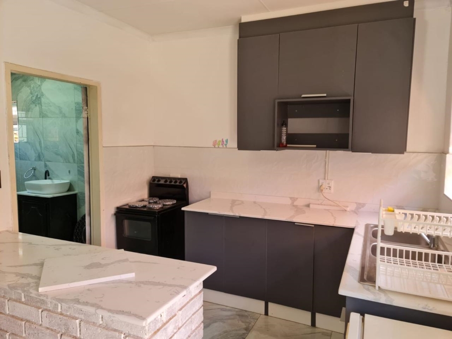 To Let 1 Bedroom Property for Rent in Noordheuwel Gauteng