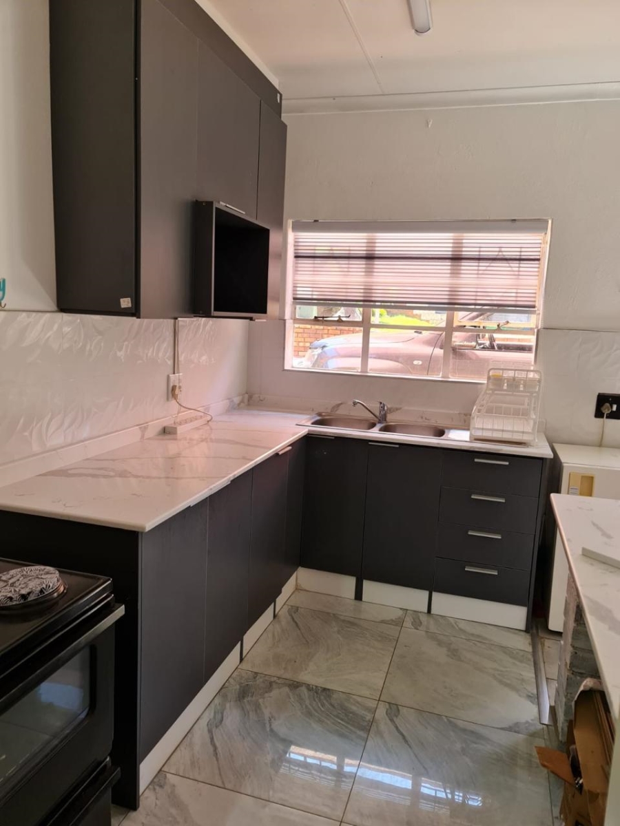 To Let 1 Bedroom Property for Rent in Noordheuwel Gauteng
