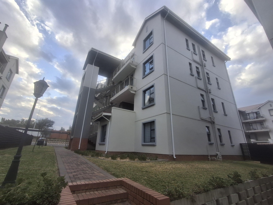1 Bedroom Property for Sale in Modderfontein Gauteng