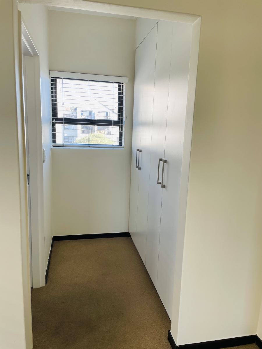 1 Bedroom Property for Sale in Paulshof Gauteng