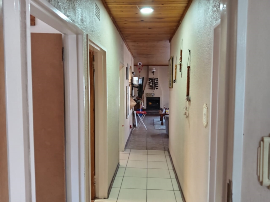 3 Bedroom Property for Sale in Roodepoort North Gauteng